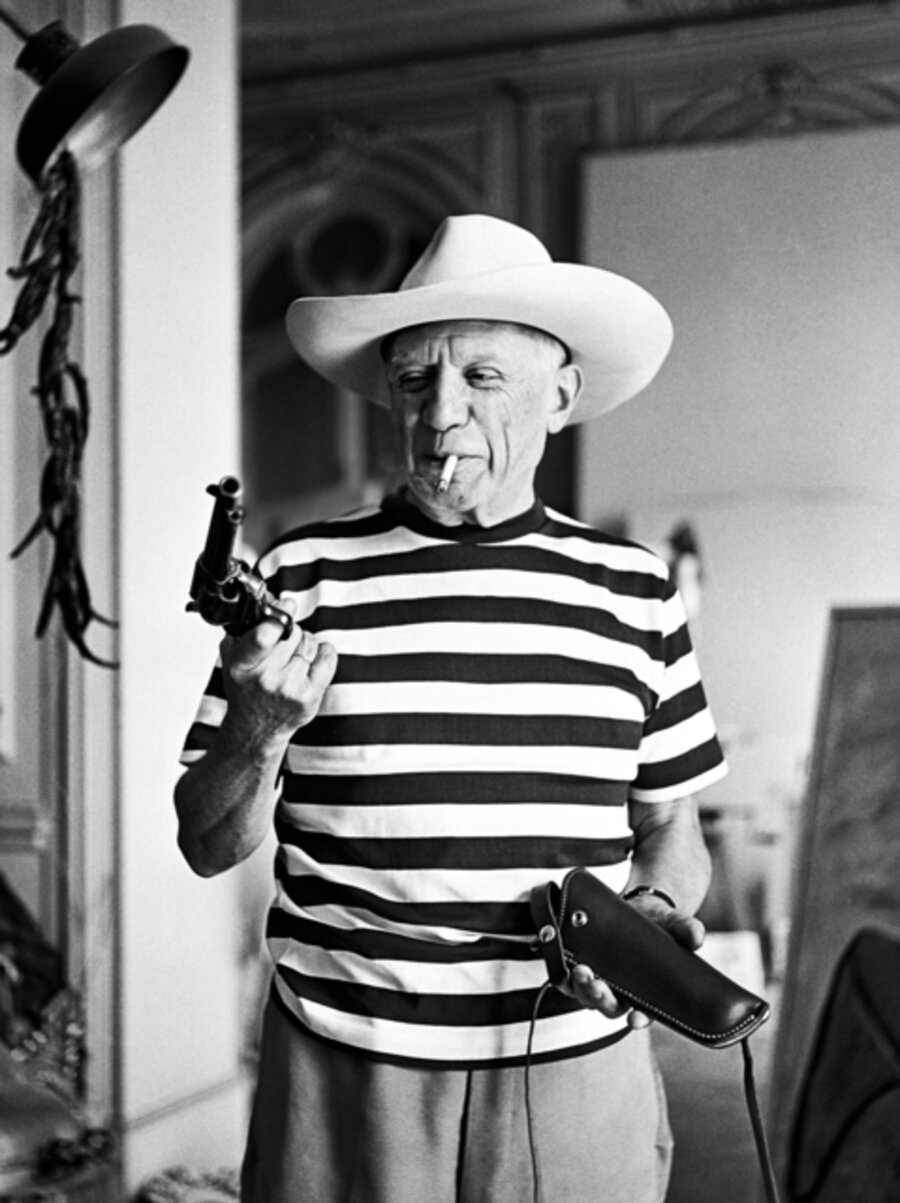 Picasso with revolver and hat gifted by Gary Cooper
