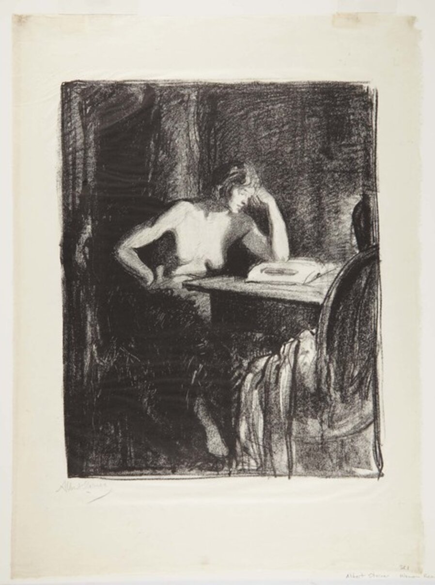 WOMAN READING