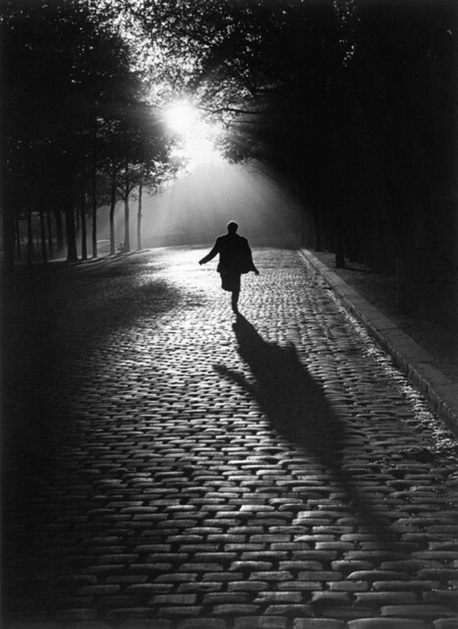 L'homme qui court, Paris