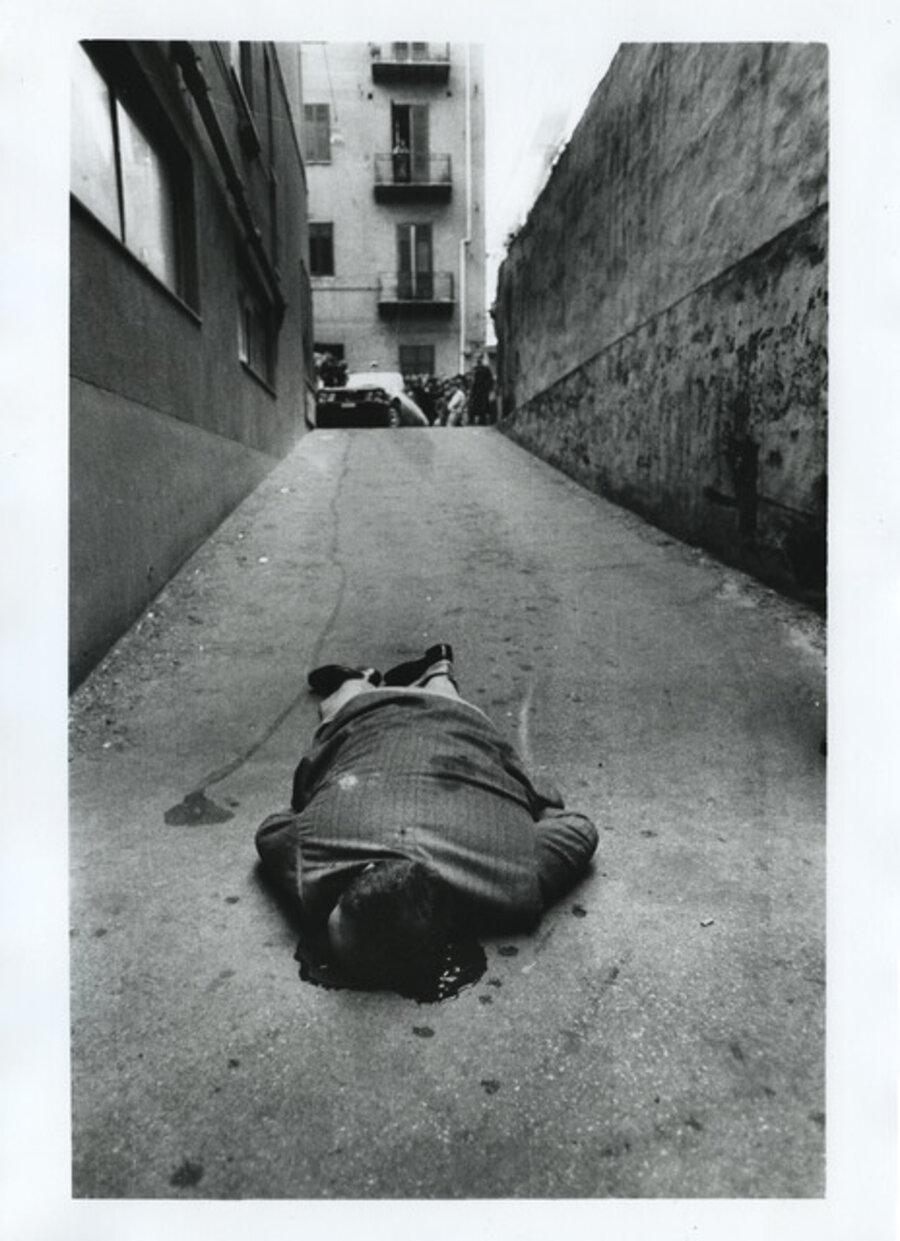 E' stato ucciso mentre andava in garage a prendere la macchina, Palermo, 1976