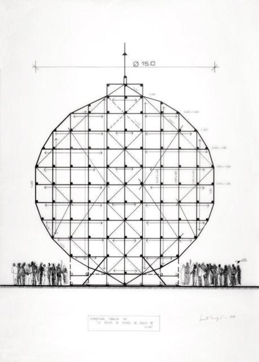 Estructura tubular de "la pelota de futbol de dulce de leche"
