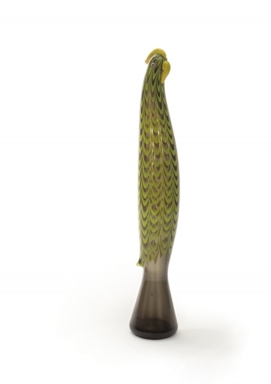 Parrot figure 1963 model 9846 in mole glass with Phoenician decoration and applications in yellow glass paste