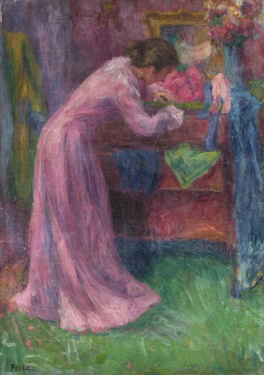 Femme dans un intérieur