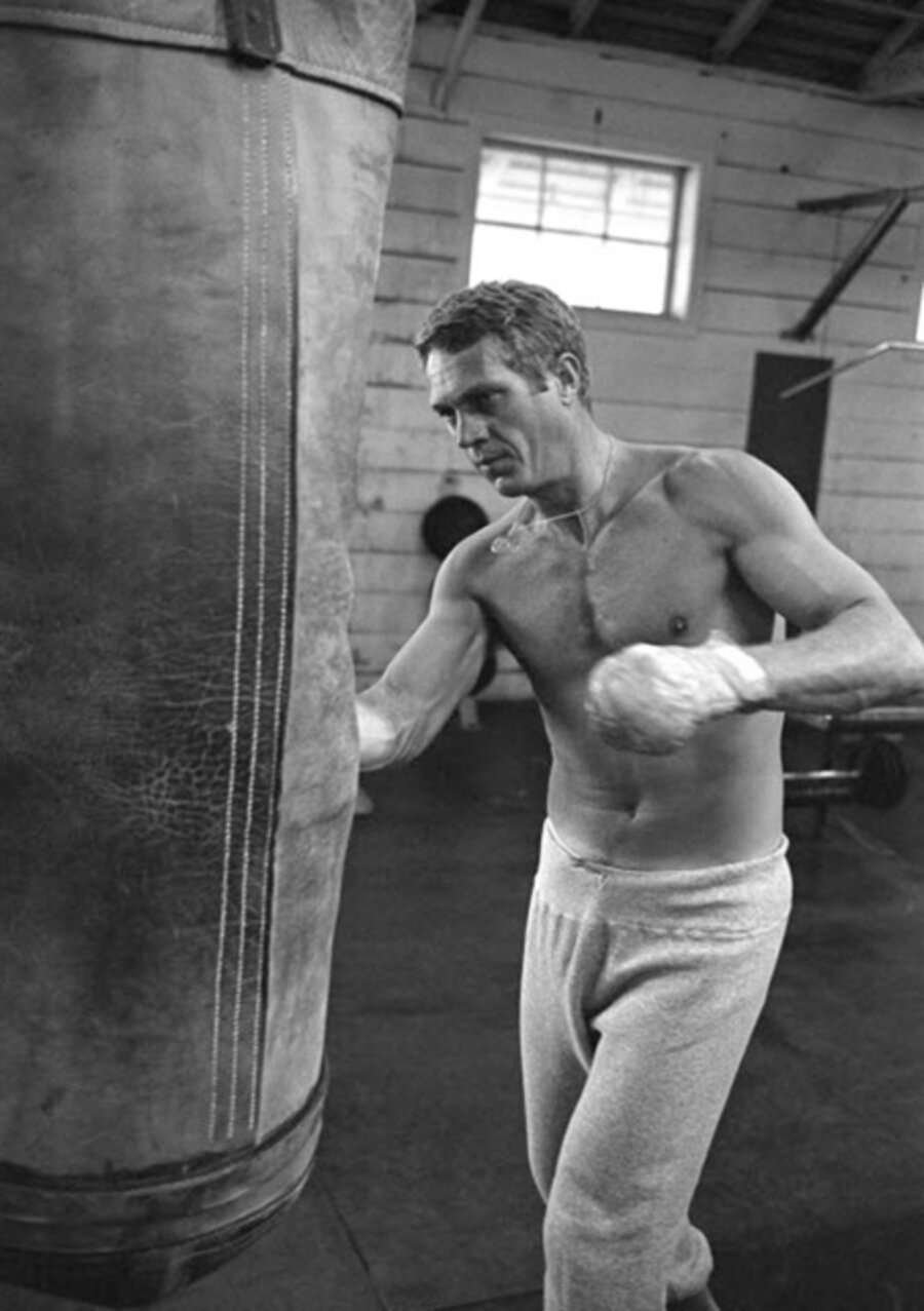 Steve McQueen boxing in Los Angeles