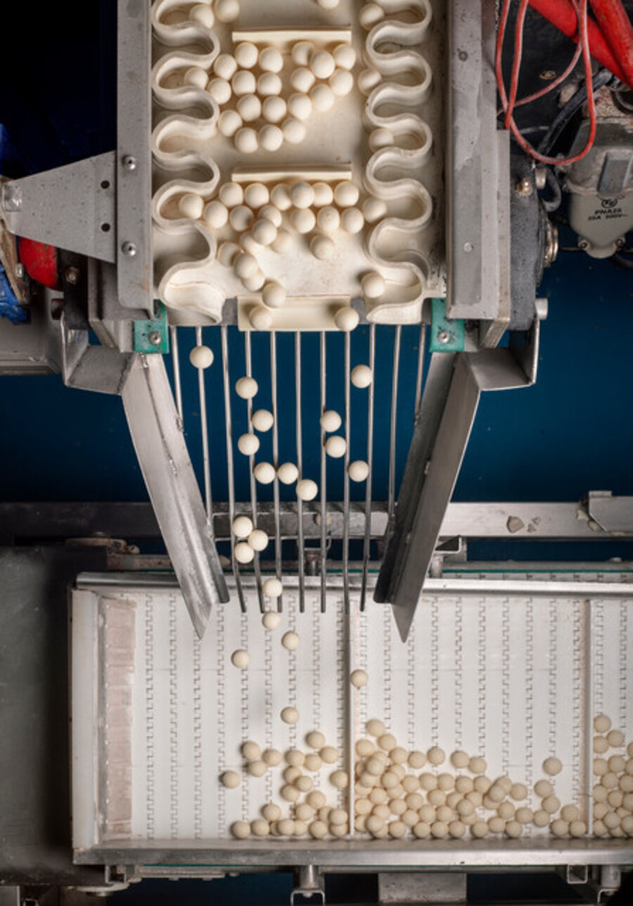 Colombina Candy Factory (Gum Balls)