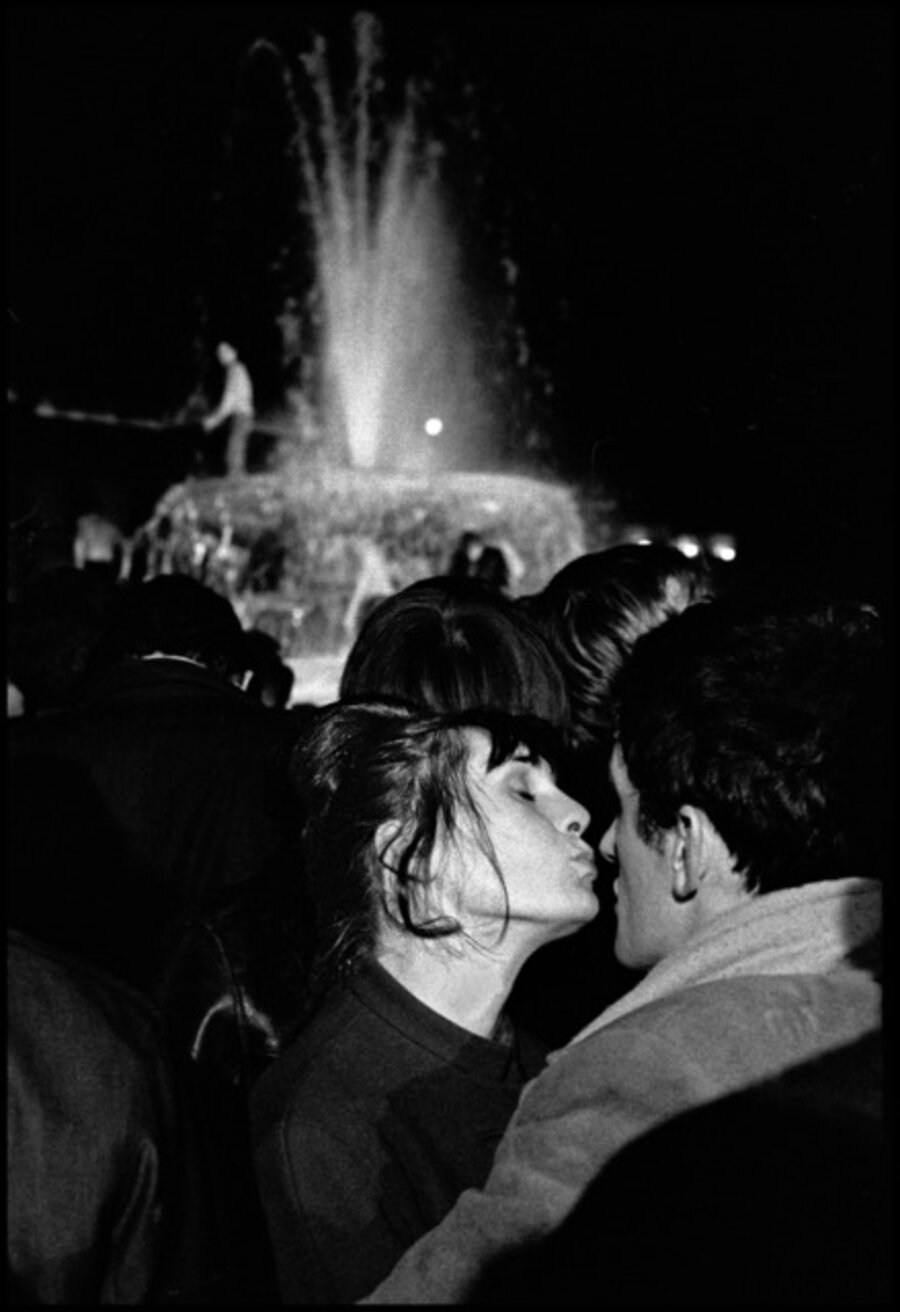 Trafalgar Square. A kiss at midnight on New Year's Eve, London, England