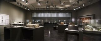 Mother-of-Pearl Lacquerware from Korea, installation view