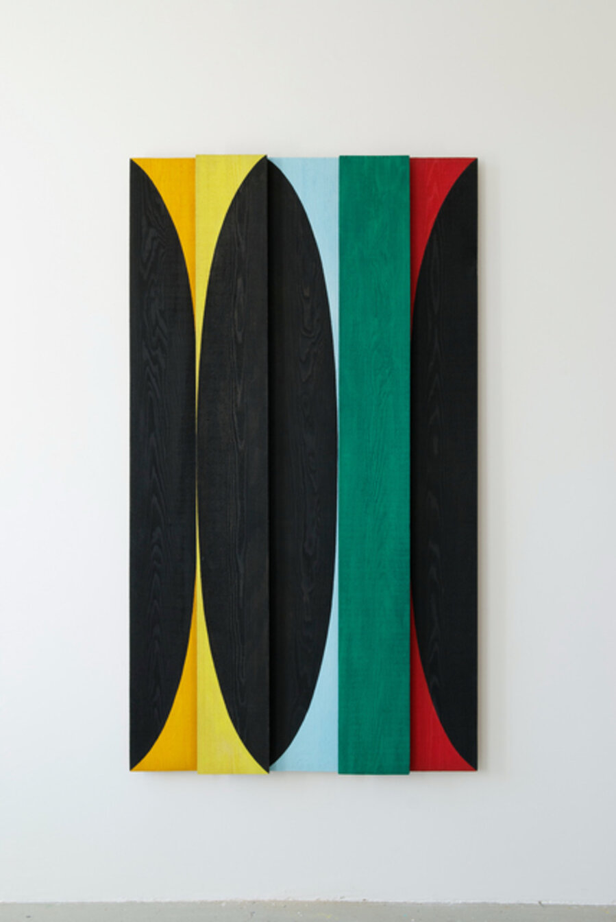 Holzrelief