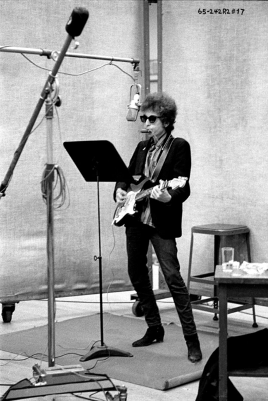 1965-242-002-017
