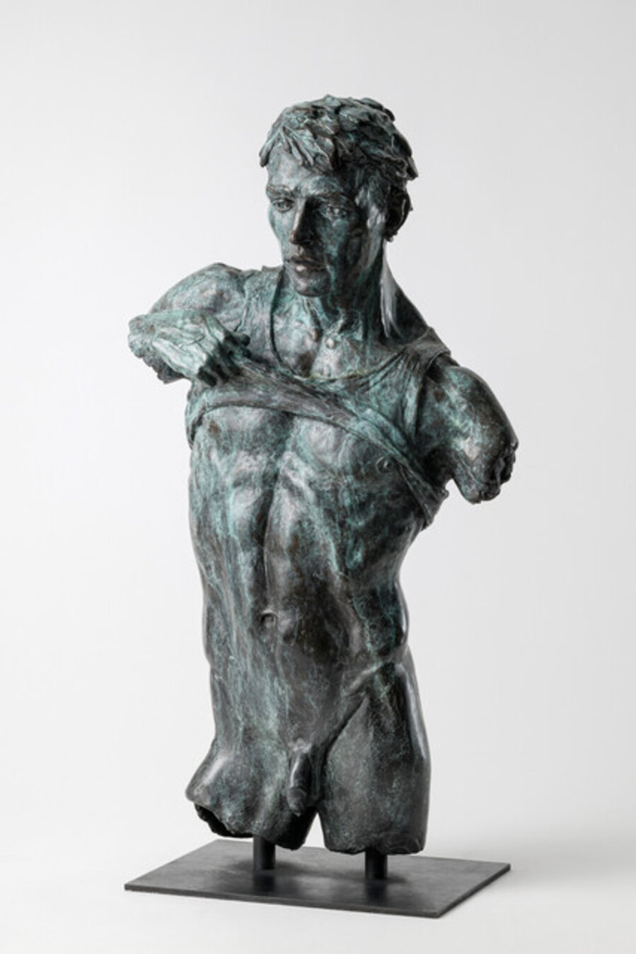 Demian Undressing