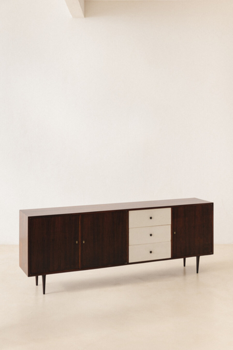 Unilabor Credenza