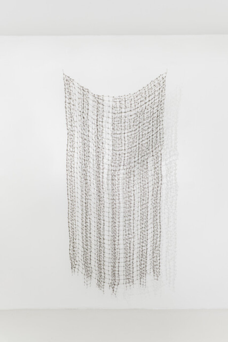 Trama (Cortinas de hierro)