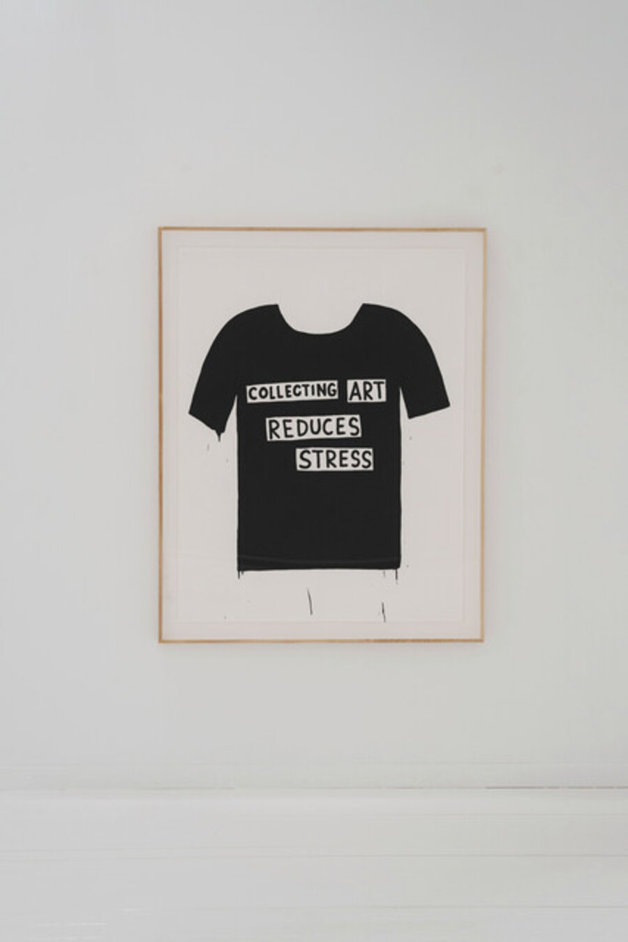 T-shirt portrait "Collecting art reduces stress"
