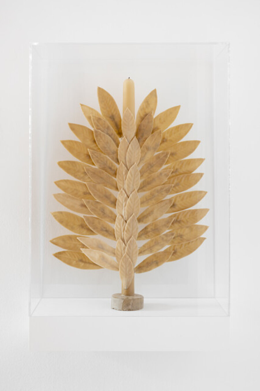 Leaf candle