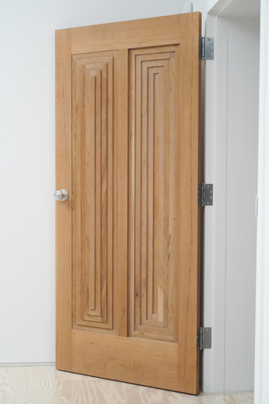 XCJS Door