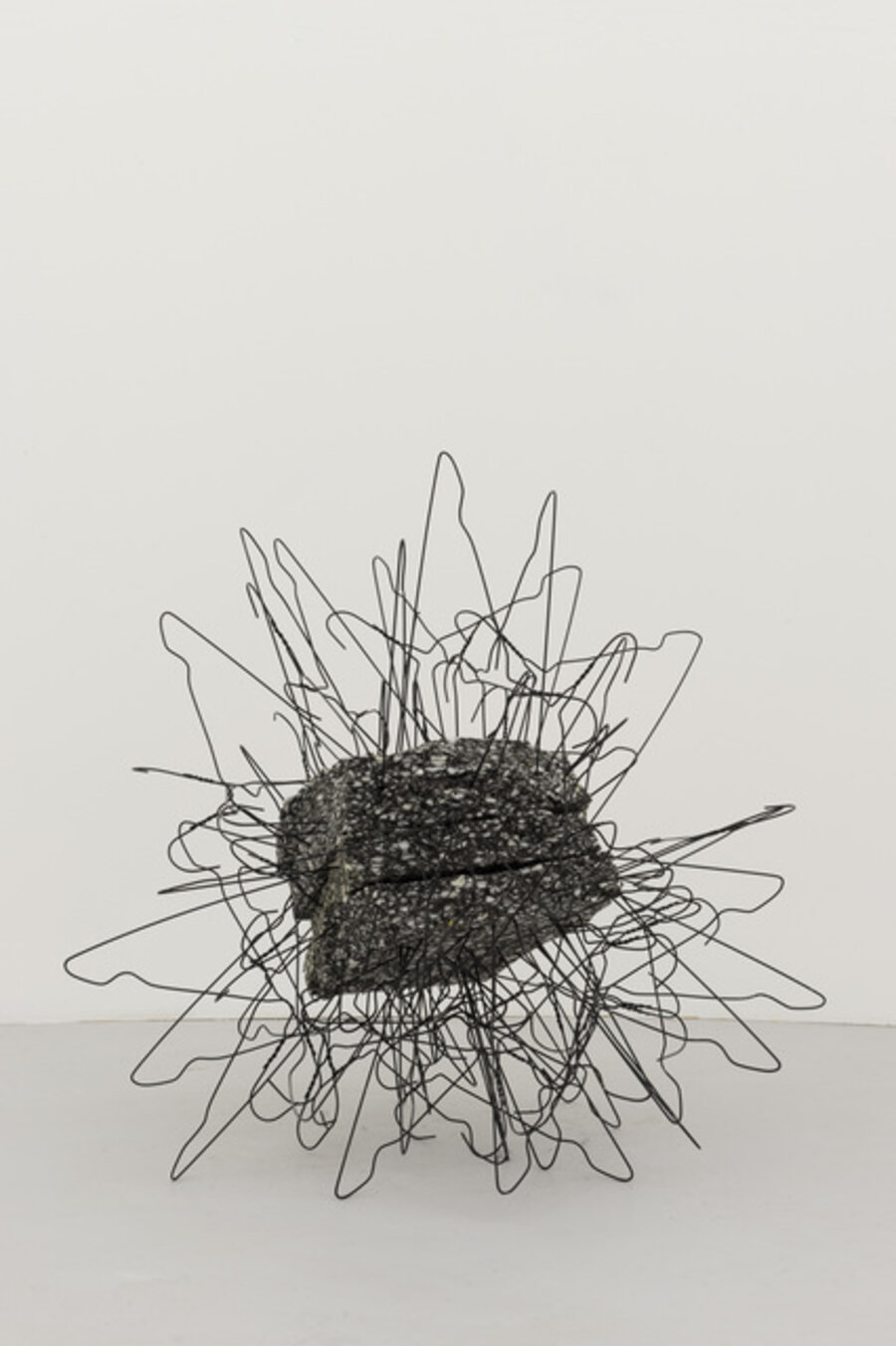 «Hanger (Hunger) Sculptures» #4