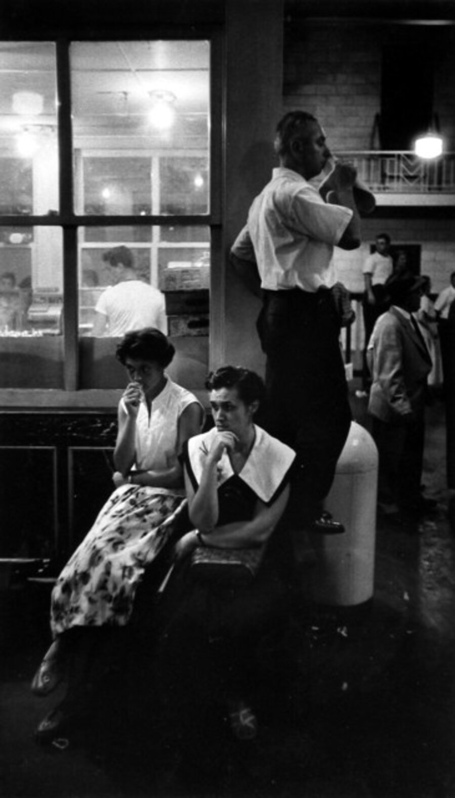 Andrea Doria, Awaiting Survivors, NYC