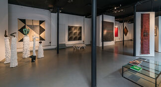 Supports/Surfaces: L'histoire Continue, installation view