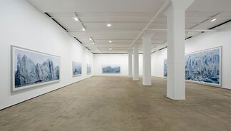 Frank Thiel: Nowhere is a Place, installation view