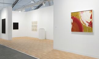 Kayne Griffin Corcoran at Frieze London 2018, installation view