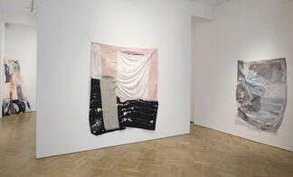 Isabel Yellin: Undulate, installation view