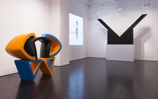 Expanding Space: Ronald Bladen, Al Held, Yvonne Rainer and George Sugarman, installation view