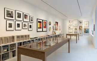Picasso Pop-Up Shop: Books, Editions, Posters, Prints, Design, installation view
