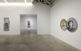 Zhang Xiaogang: Recent Works, installation view