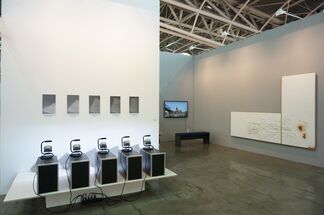 Galerie Jocelyn Wolff at Artissima 2015, installation view