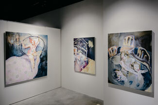 c/discoveries: Stages & Mirrors, installation view