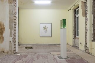 The Vacancy  |  33 Rooms   33 Artists, installation view