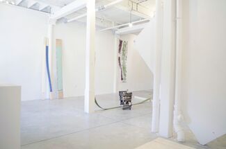 Charlie Smith: Making/Unmaking, installation view