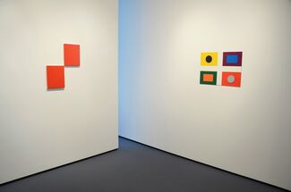 John Nixon: Experimental Painting Workshop – Paintings for an Abstract Commune, installation view