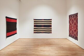 Agnes Martin / Navajo Blankets, installation view