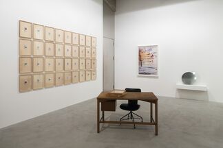 Nobuyuki Osaki "Multiple Lighting", installation view