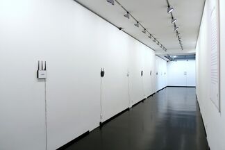 offline art : new2 curated by Aram Bartholl, installation view