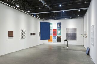 (bis) oficina de proyectos at arteBA 2019, installation view