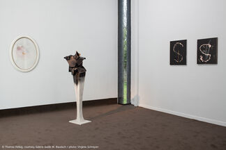 Ein Vages Gefühl des Unbehagens - Thomas Helbig / Victor Man / Helmut Stallaerts, installation view