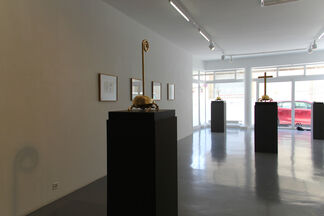 Jan Fabre // Gold and Blood (Sculptures and Drawings), installation view