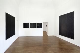 Tomas Rajlich: Black Paintings 1976-79, installation view