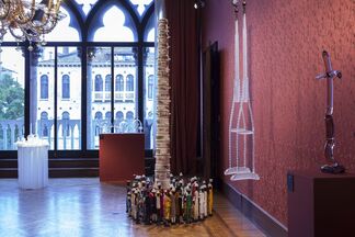 Glasstress 2015 Gotika, installation view