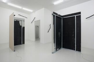 THE BUZZ - David Stjernholm, installation view