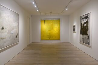 Julius Tobias: Capturing Space, Paintings from the 50s & 60s, installation view