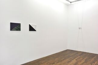 Monuments Offerts, installation view