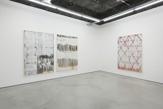 Daniel Davies - New Works, installation view