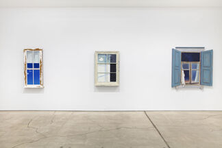 Leslie Wayne: The Universe is on the Inside, installation view