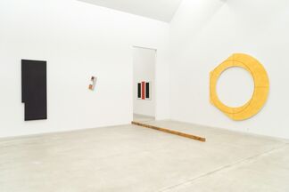 Calder to Kelly | The American Collection, installation view