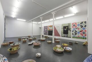 "Los zapatos de Federico. Miki Leal + Fernando Renes", installation view