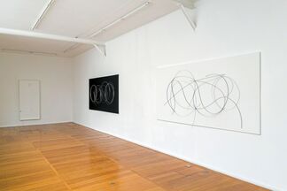 Takis. Black and white. The fourth dimension, installation view