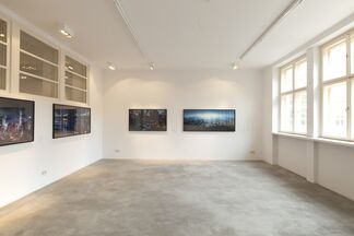 David Drebin »Chasing Paradise«, installation view